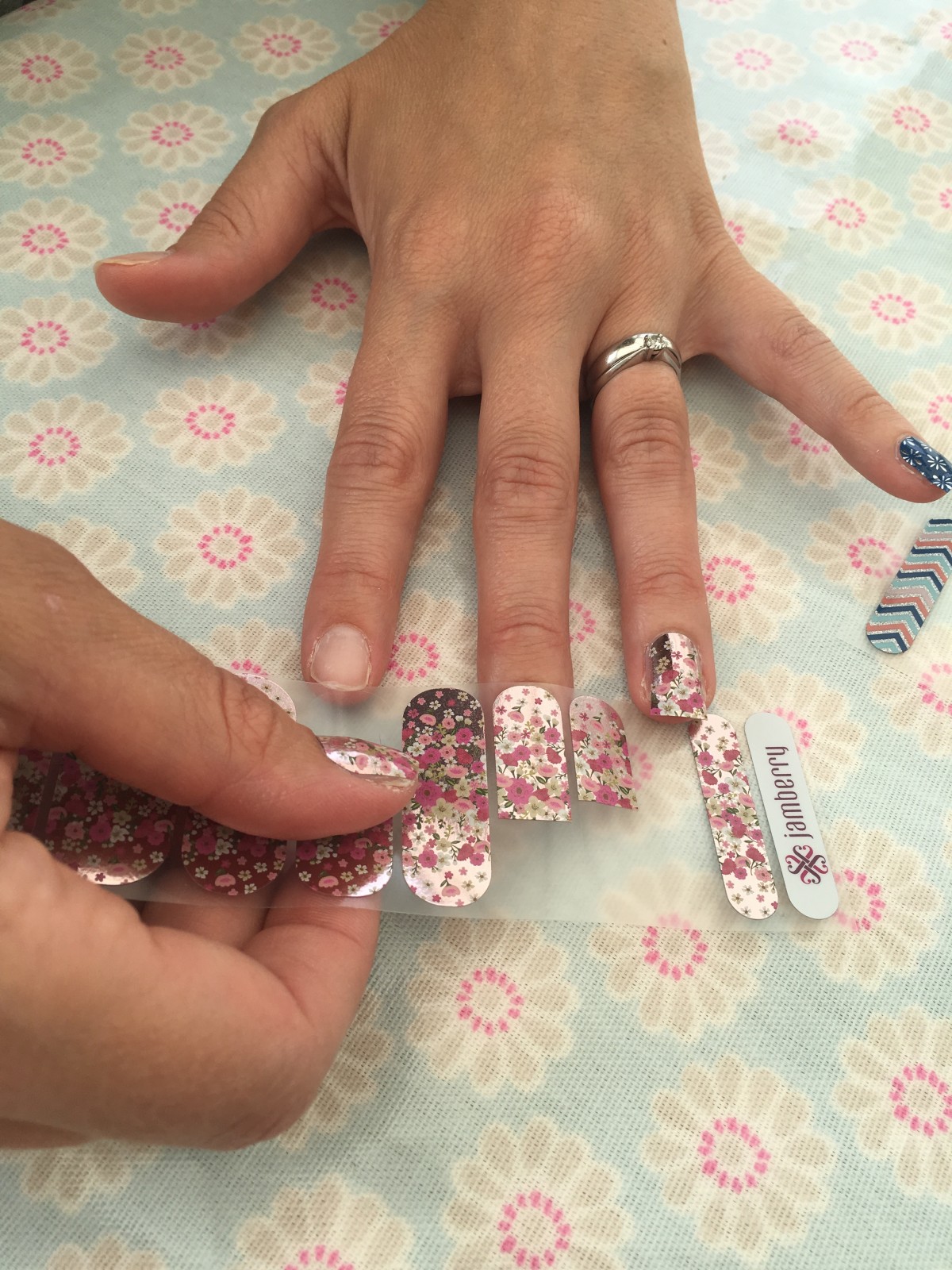 Harrogate Mama, Harrogate Mama Blog, Jamberry, Nails, Nail Wraps, Harrogate, Yorkshire, Blogger, Harrogate, Mama, Blog,IMG_0913.jpg