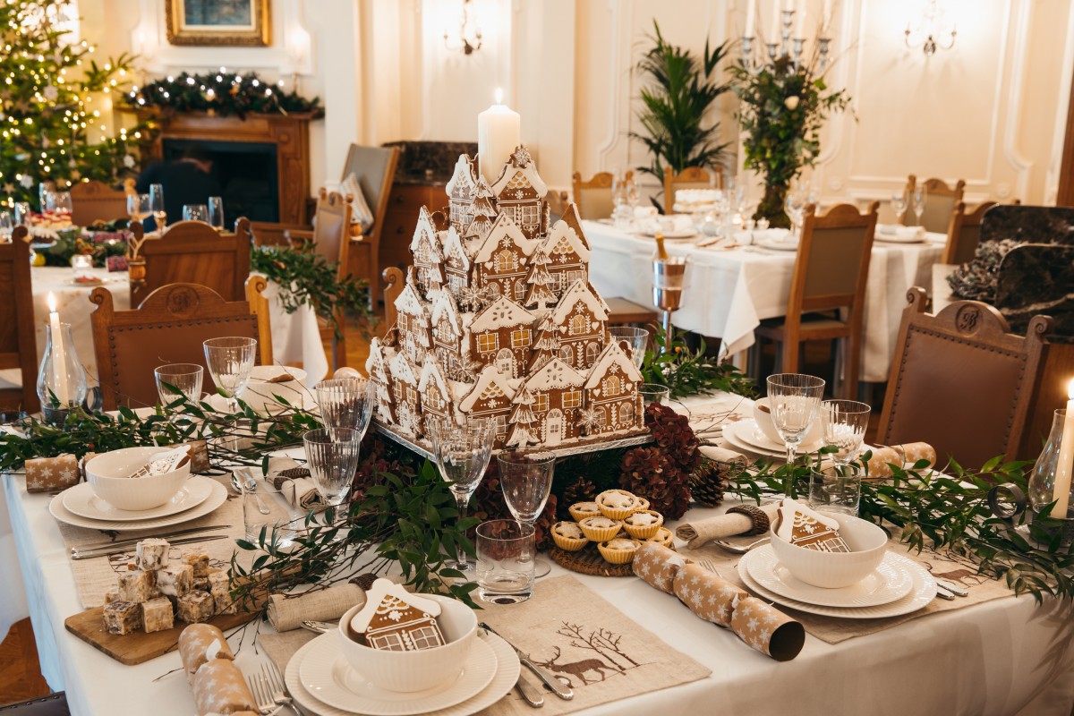 Harrogate Blogger, Harrogate Mama, Harrogate Mama Blog, Bettys, Christmas Blogging Event, Yorkshire, Blogger, Harrogate, Mama, Blog,Bettys - Tom Joy [ 0R1A4604 ].jpg