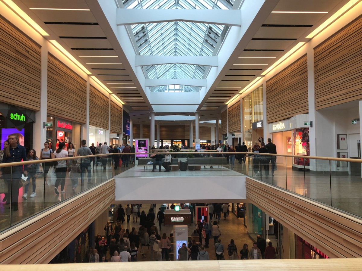 trainers meadowhall